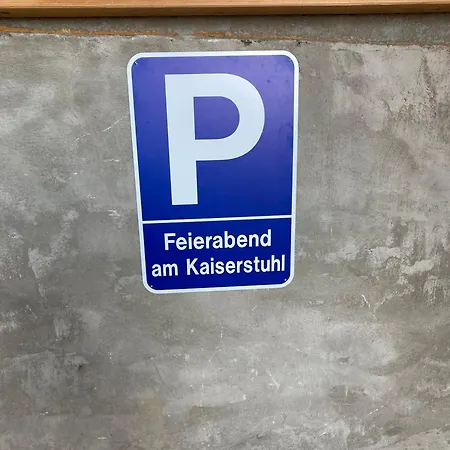 Feierabend Am Kaiserstuhl Boetzingen
